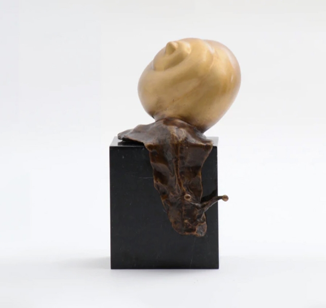 Caracol Sculpture by Elan Atelier